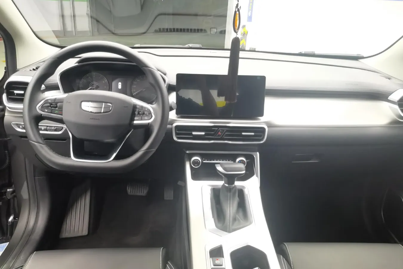 2025 Geely Coolray 1.5L 126HP L4 CVT,autocango,china used car exporter,china ev exporter,chinese used car exporter,chinese used ev exporter