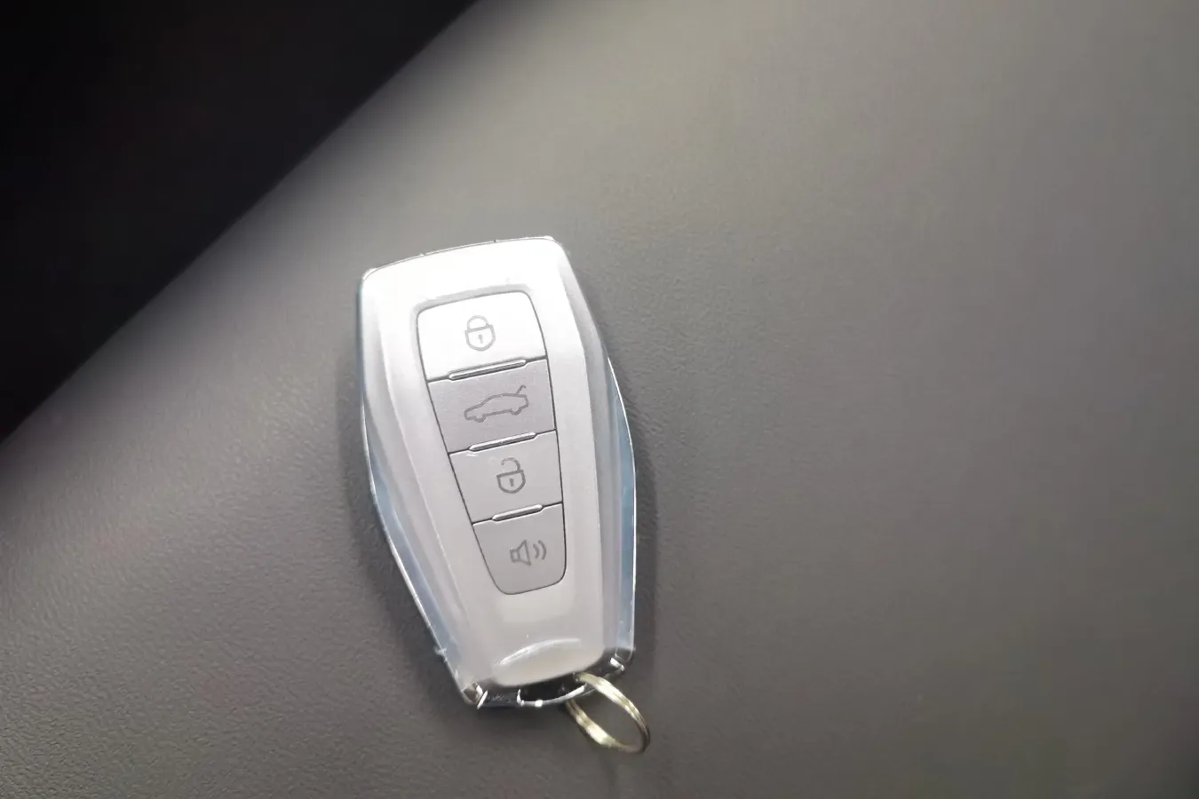 2025 Geely Coolray 1.5L 126HP L4 CVT,autocango,china used car exporter,china ev exporter,chinese used car exporter,chinese used ev exporter