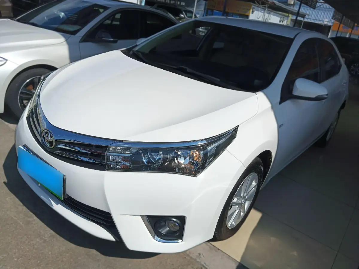 2014 Toyota Corolla 1.6L 122HP L4 CVT