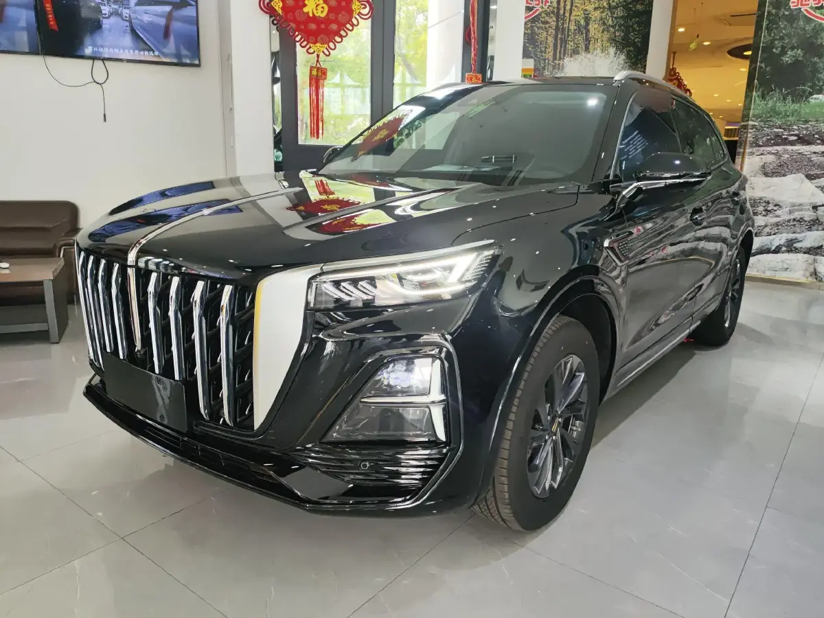 2023 HongQi HS5 2.0T 252HP L4 8AT
