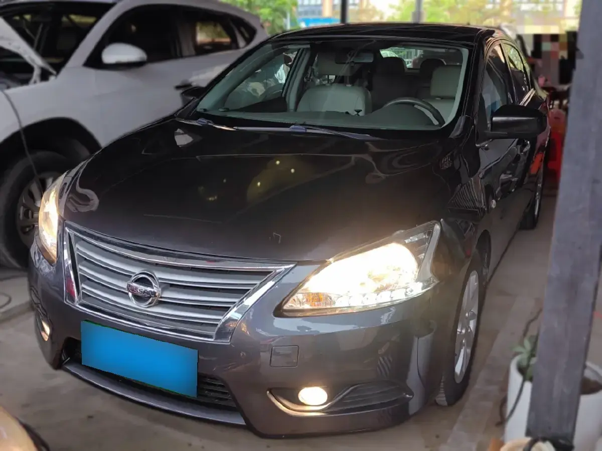 2014 Nissan Sylphy 1.6L 126HP L4 CVT