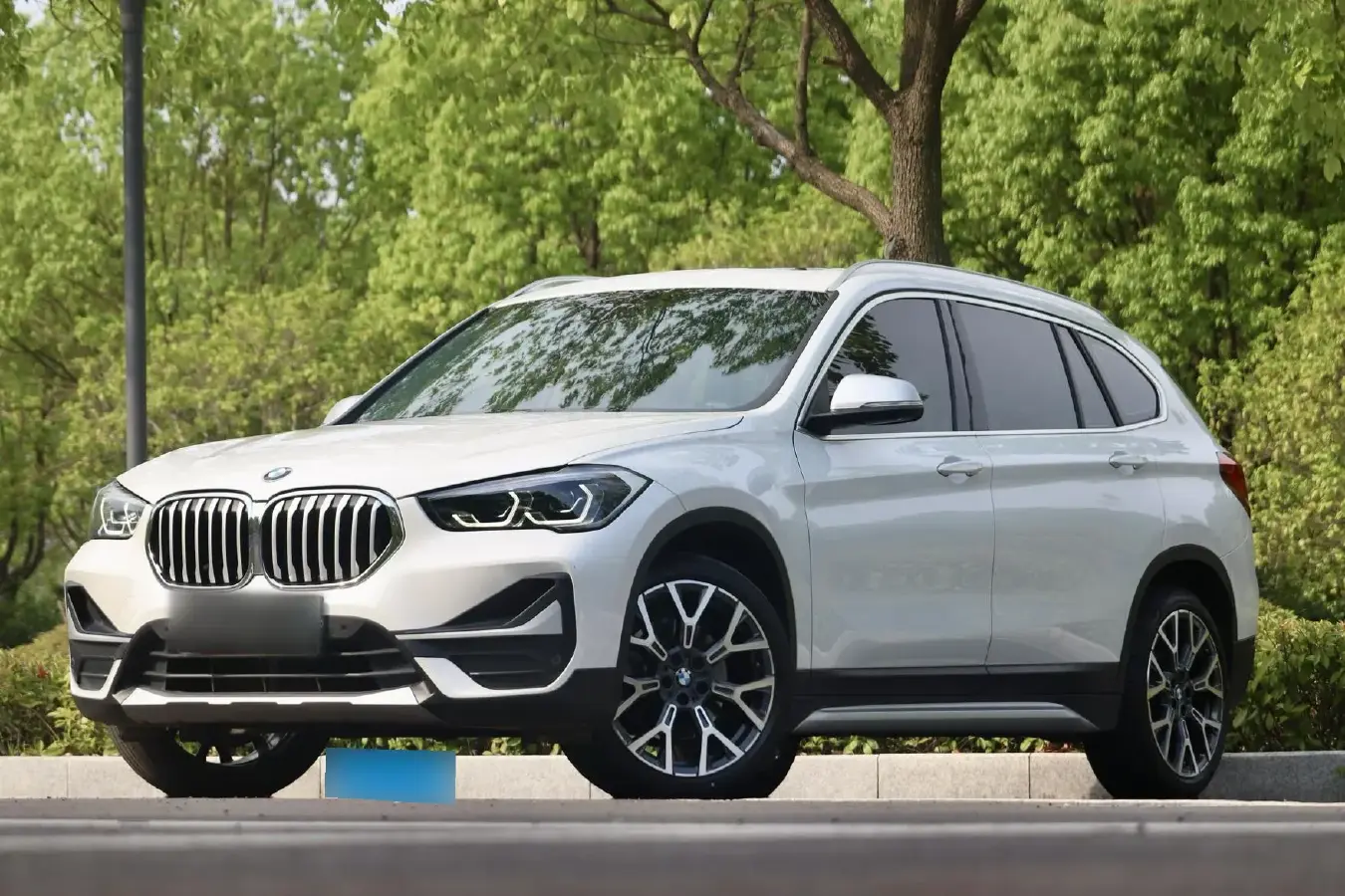 2021 BMW X1 2.0T 192HP L4 8AT
