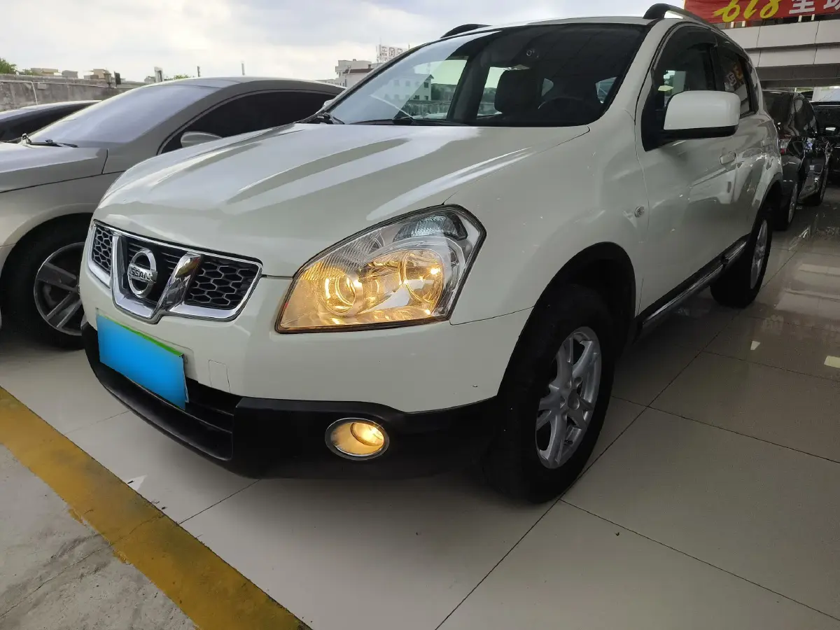 2012 Nissan Qashqai 2.0L 144HP L4 CVT