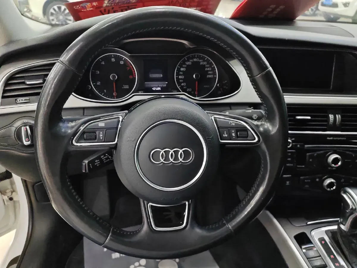 2013 Audi A4L 2.0T 180HP L4 CVT,autocango,china used car exporter,china ev exporter,chinese used car exporter,chinese used ev exporter