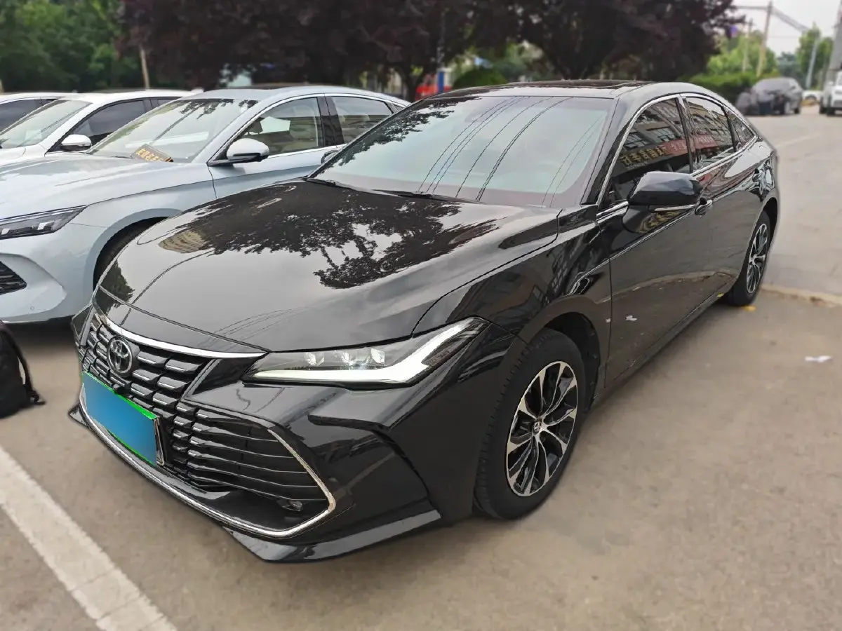 2023 Toyota Avalon 2.0L 177HP L4 CVT