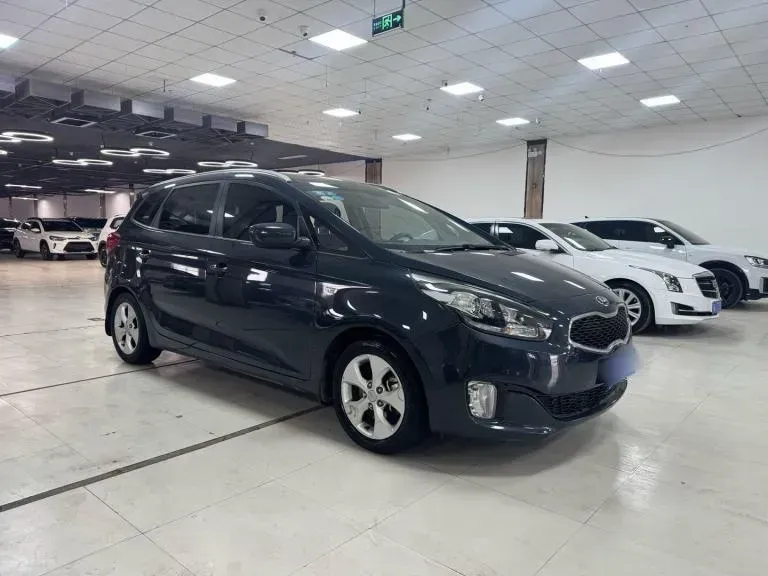 2013 Kia Carens 2.0L 152HP L4 6AT,autocango,china used car exporter,china ev exporter,chinese used car exporter,chinese used ev exporter