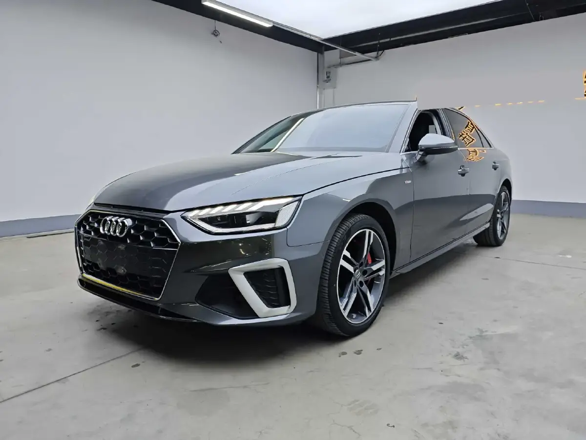 2020 Audi A4L 2.0T 190HP L4 7DCT