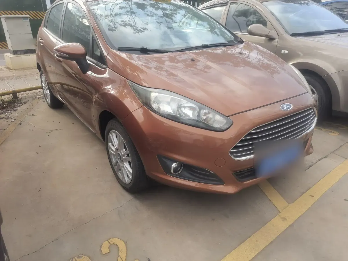 2013 Ford Fiesta 1.5L 110HP L4 6DCT,autocango,china used car exporter,china ev exporter,chinese used car exporter,chinese used ev exporter