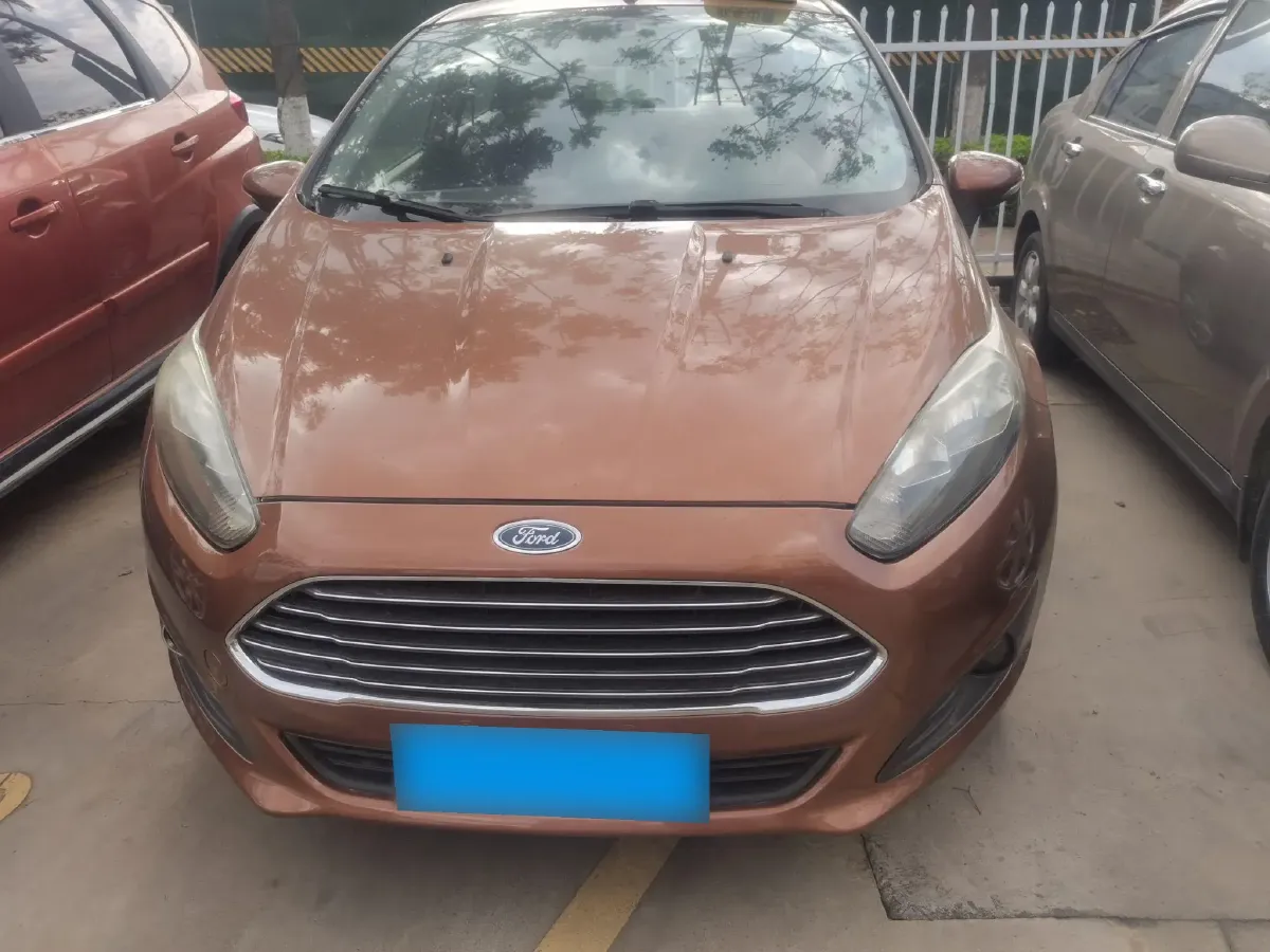 2013 Ford Fiesta 1.5L 110HP L4 6DCT,autocango,china used car exporter,china ev exporter,chinese used car exporter,chinese used ev exporter