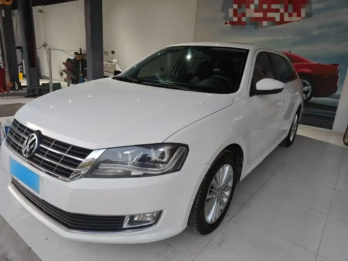 2013 Volkswagen Gran Lavida 1.4T 131HP L4 5MT