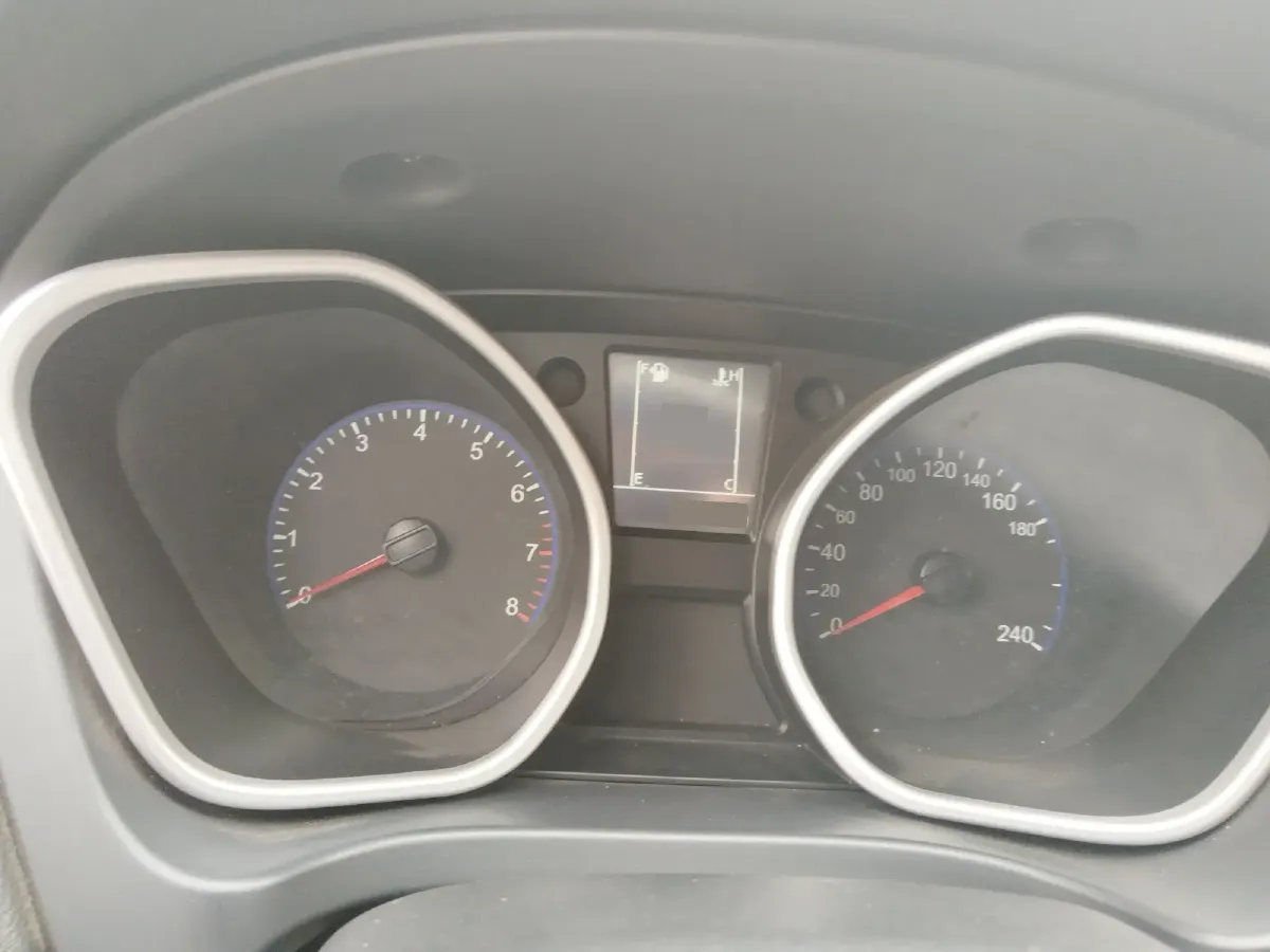 2014 Geely HaoQing SUV 2.4L 162HP L4 6AT,autocango,china used car exporter,china ev exporter,chinese used car exporter,chinese used ev exporter