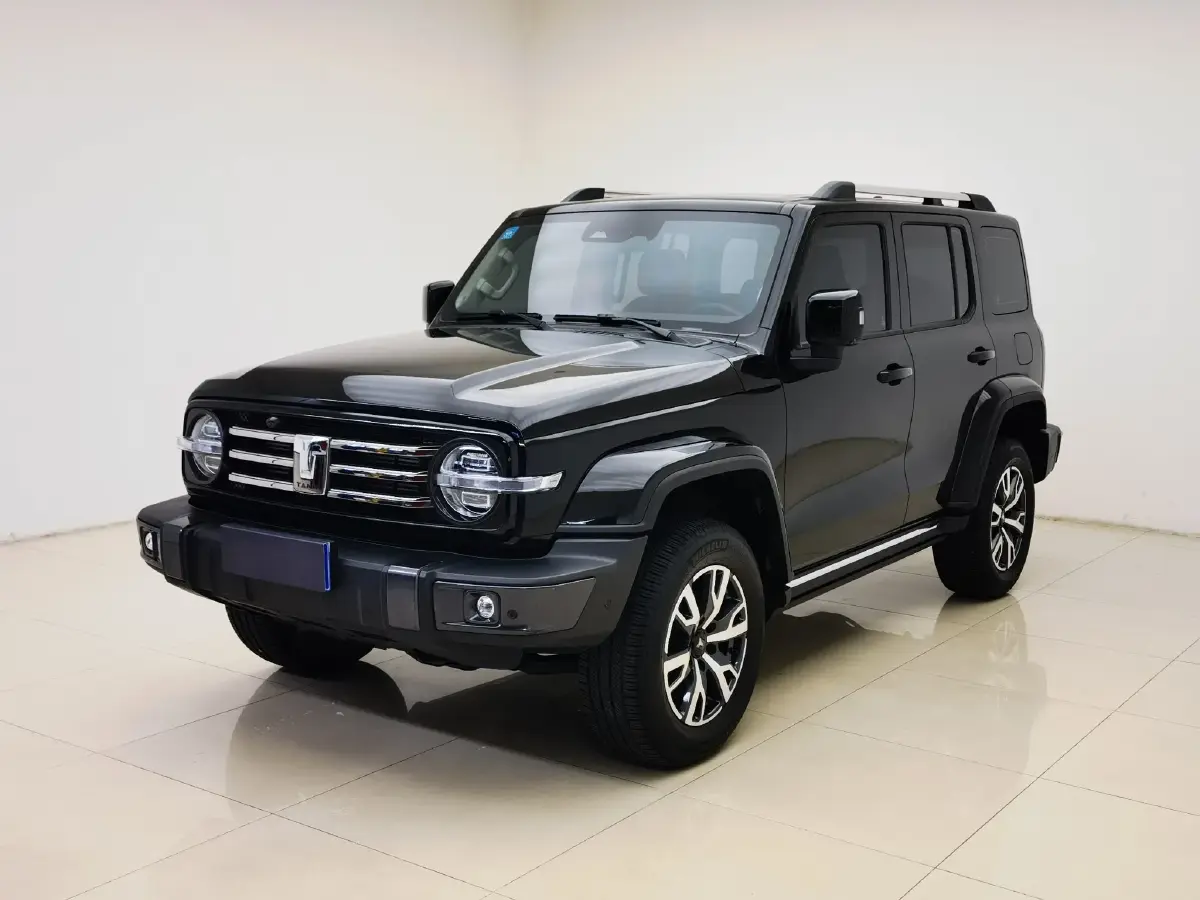 2023 Tank 300 2.0T 227HP L4 8AT