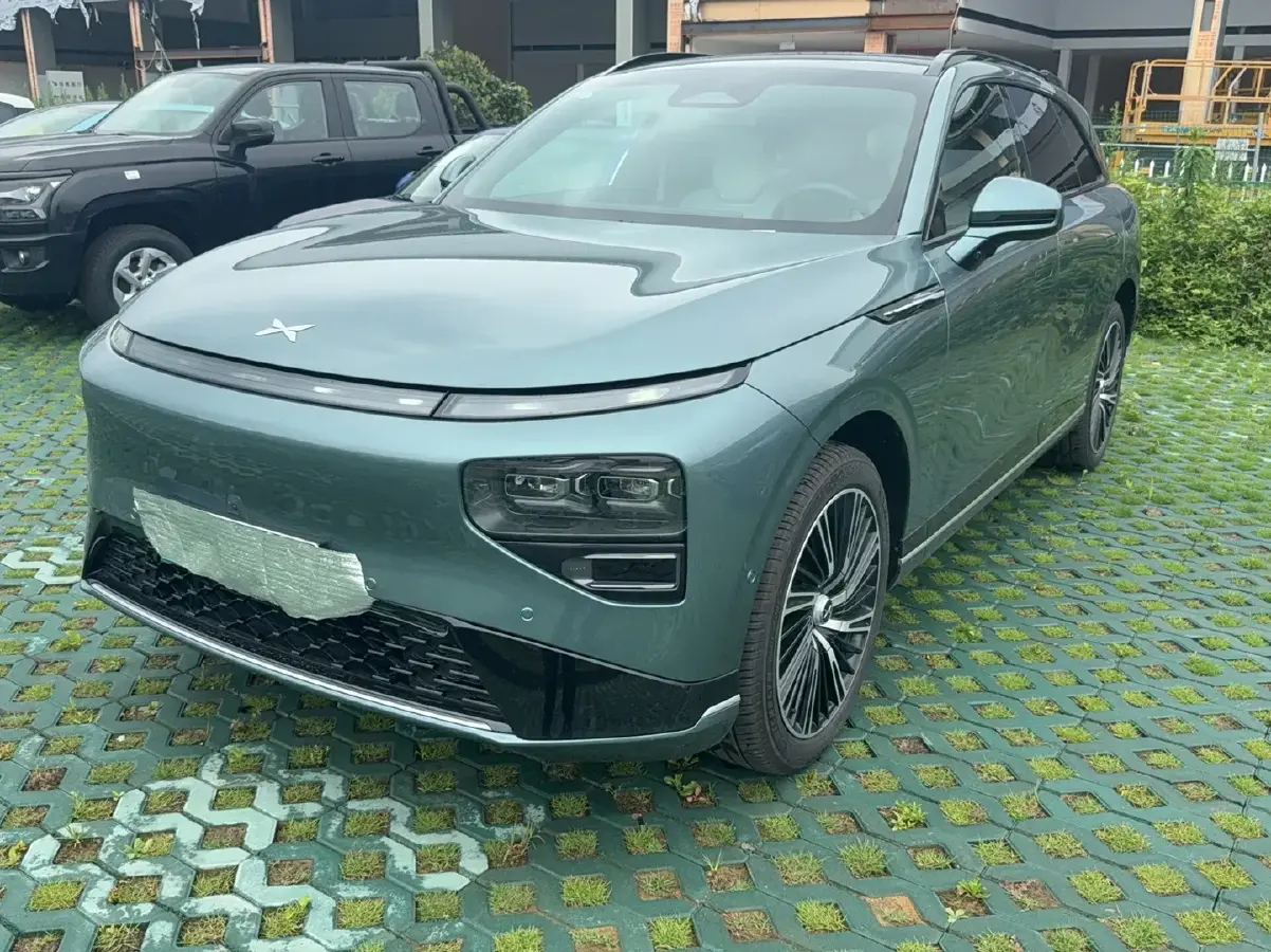 2024 Xpeng G9 BEV 98KWH