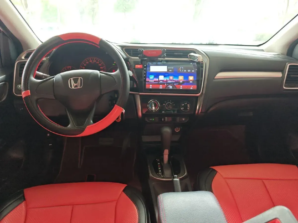 2017 Honda Gienia 1.5L 131HP L4 CVT,autocango,china used car exporter,china ev exporter,chinese used car exporter,chinese used ev exporter