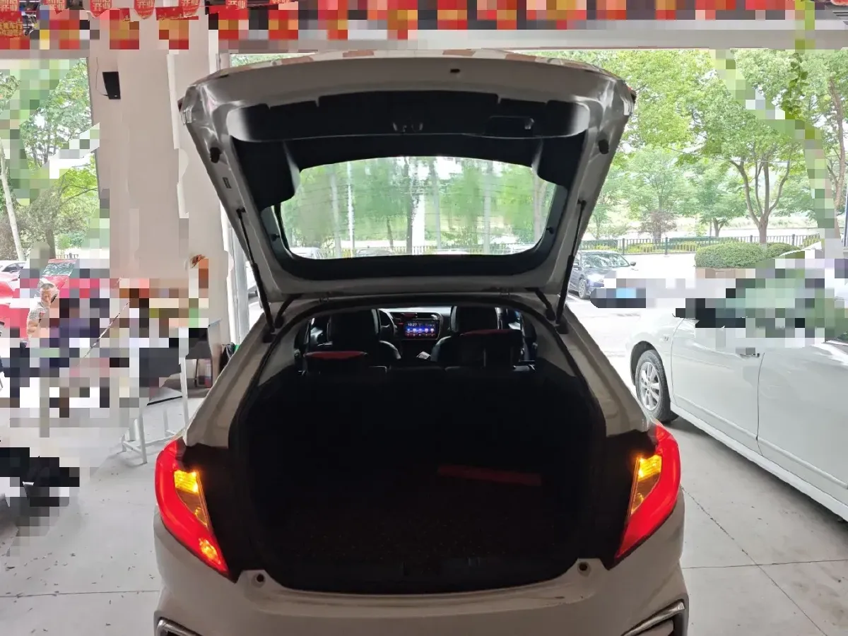 2017 Honda Gienia 1.5L 131HP L4 CVT,autocango,china used car exporter,china ev exporter,chinese used car exporter,chinese used ev exporter