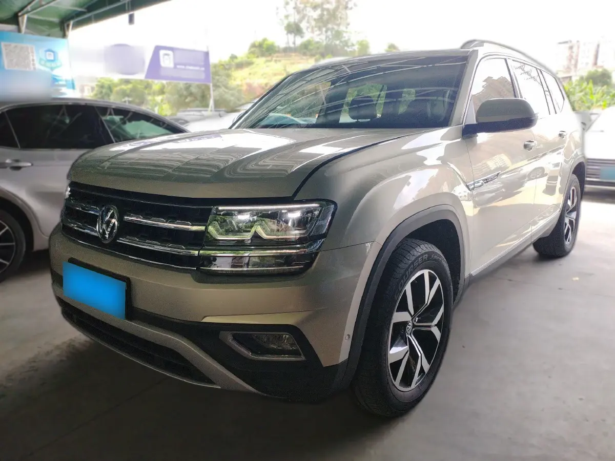2017 Volkswagen Teramont 2.0T 220HP L4 7DCT