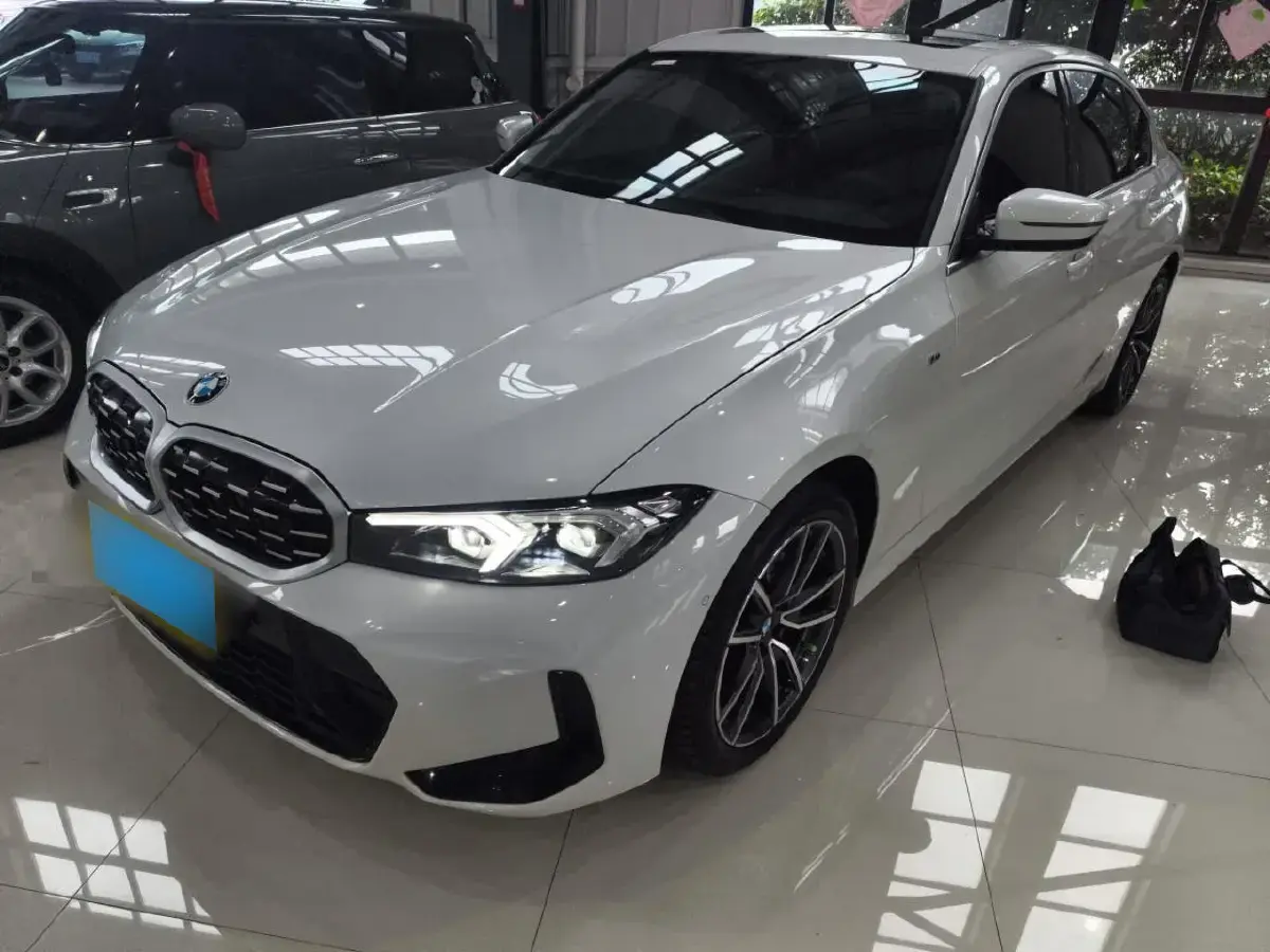 2023 BMW 3 Series 2.0T 184HP L4 8AT