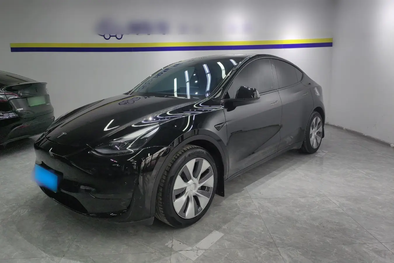 2022 Tesla Model Y BEV 60KWH