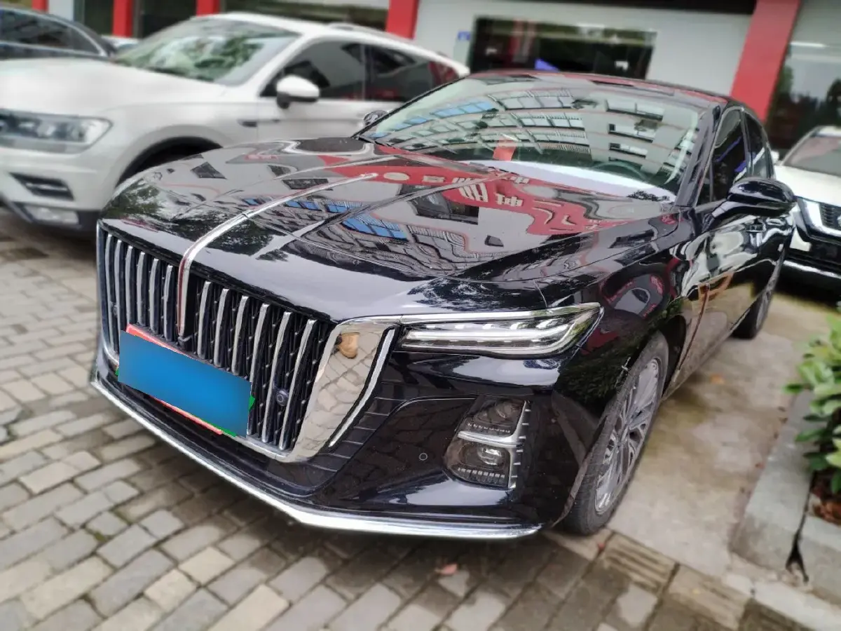 2023 HongQi H5 2.0T 224HP L4 8AT
