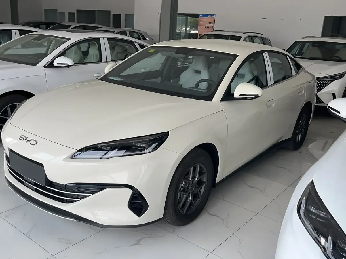 2024 BYD Seal 06 1.5L 101HP L4 E-CVT PHEV 10.08KWH