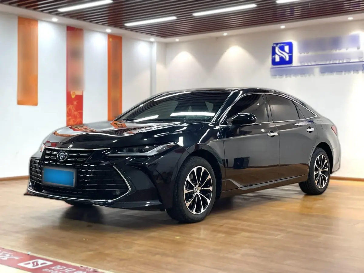 2023 Toyota Avalon 2.0L 177HP L4 CVT
