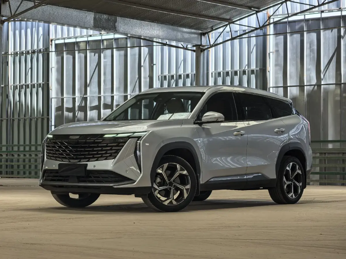 2023 Geely StarRay 1.5T 181HP L4 7DCT