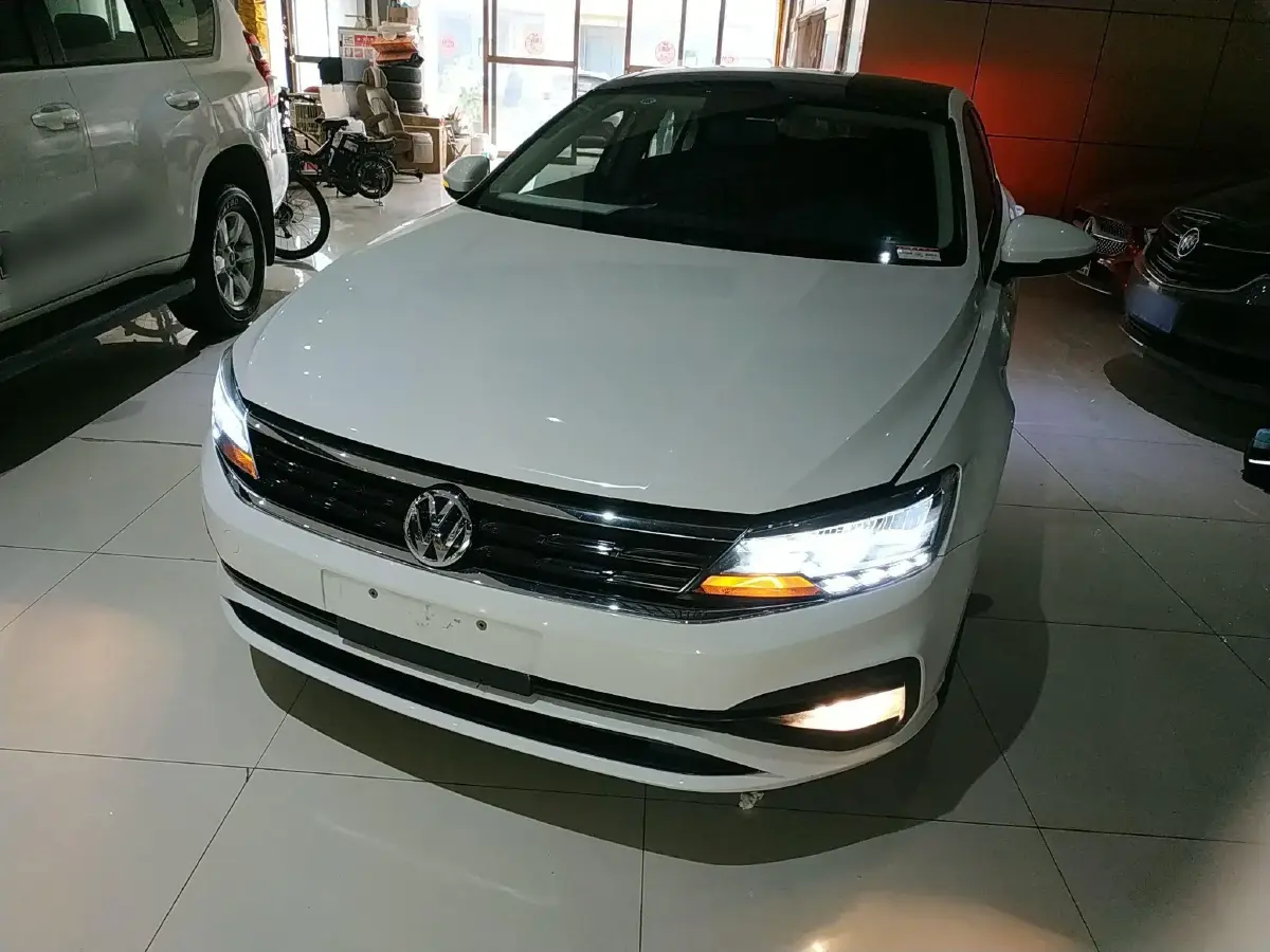 2021 Volkswagen Lamando 1.4T 131HP L4 7DCT