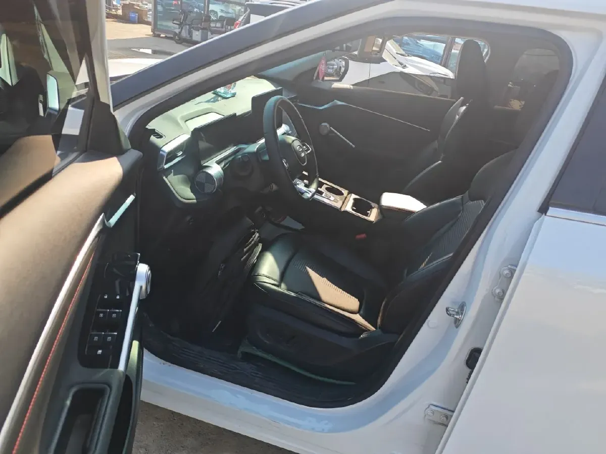 2022 GAC Trumpchi Emkoo 1.5T 177HP L4 7DCT,autocango,china used car exporter,china ev exporter,chinese used car exporter,chinese used ev exporter