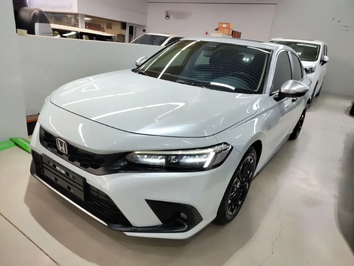 2023 Honda Civic 2.0L 143HP L4 E-CVT Hybrid