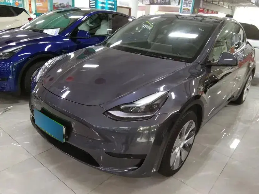 2022 Tesla Model Y BEV 60KWH