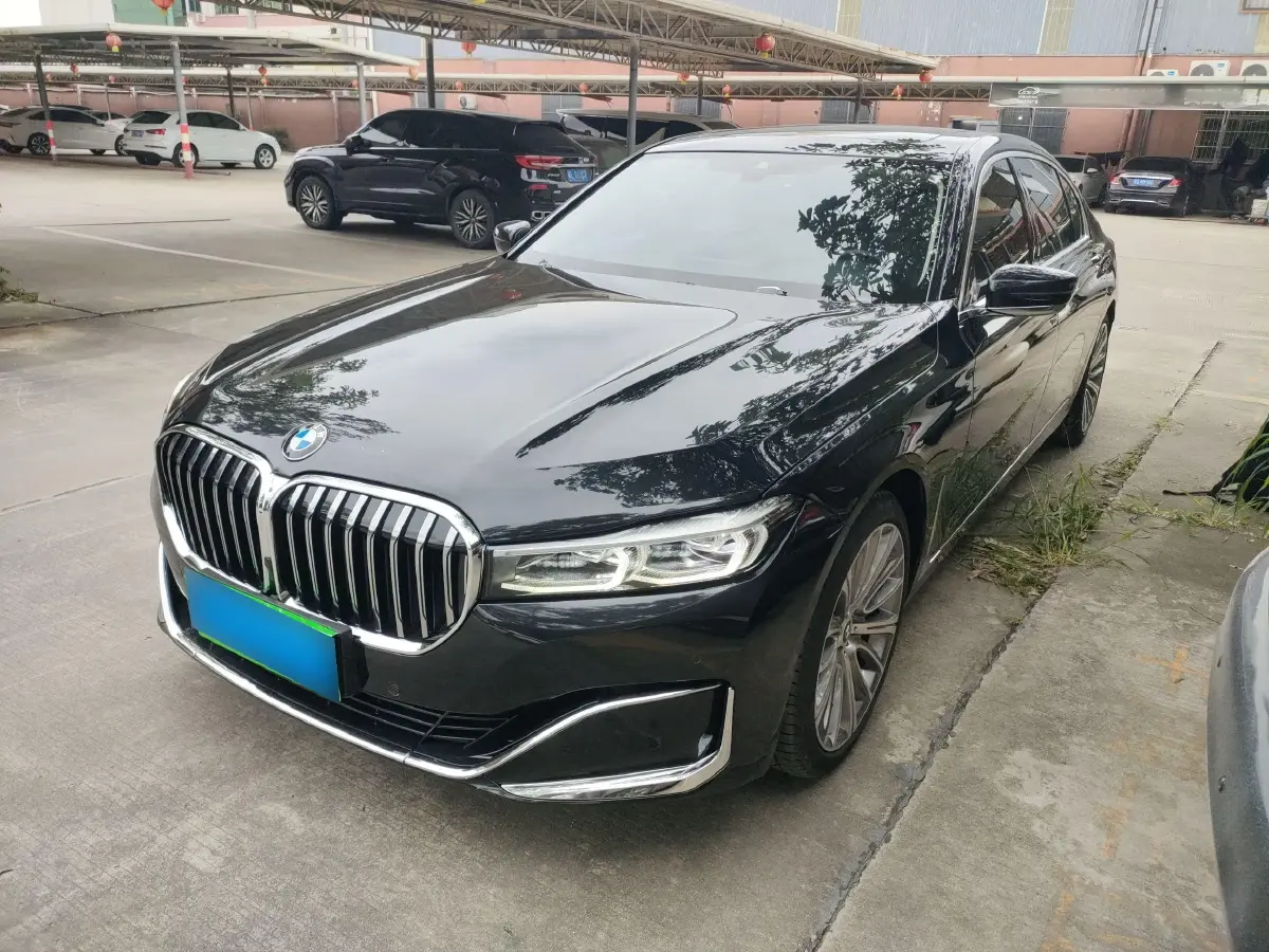 2019 BMW 7 Series 3.0T 340HP L6 8AT
