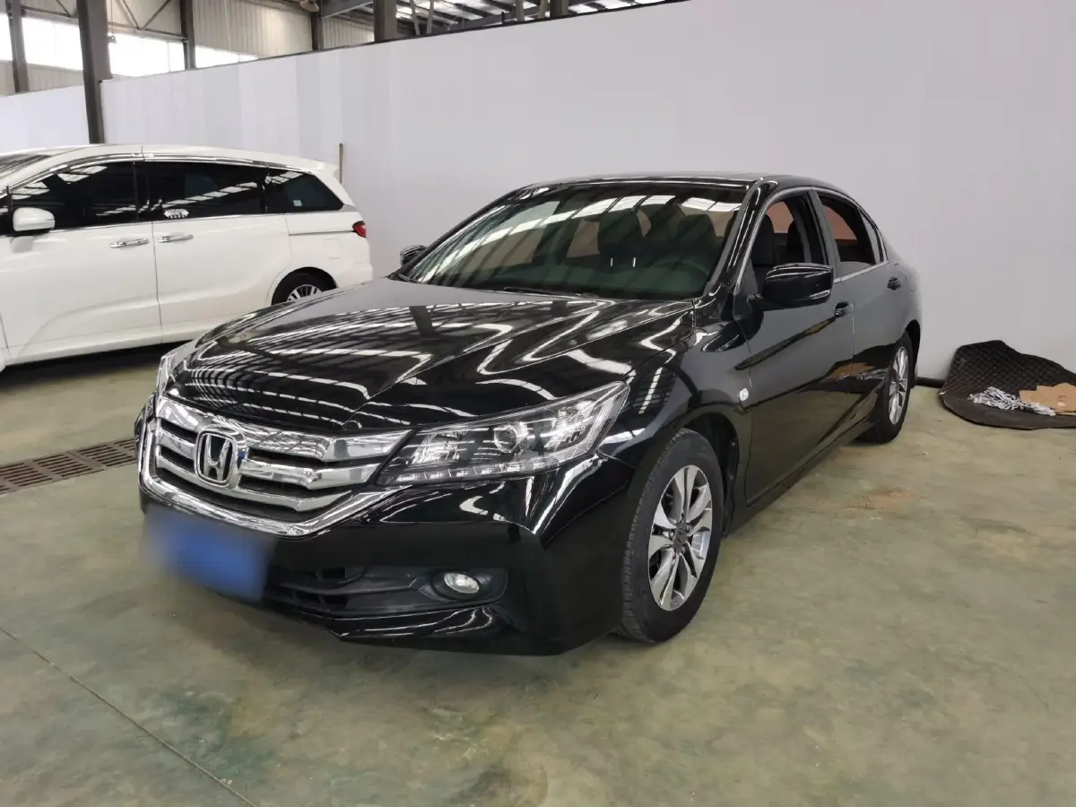 2015 Honda Accord 2.0L 155HP L4 CVT