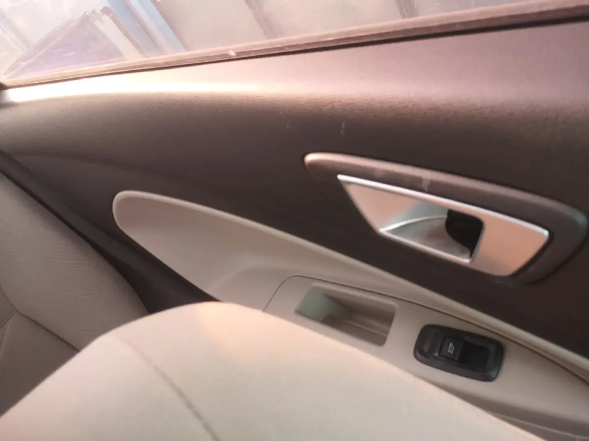 2013 Ford Fiesta 1.5L 110HP L4 6DCT,autocango,china used car exporter,china ev exporter,chinese used car exporter,chinese used ev exporter