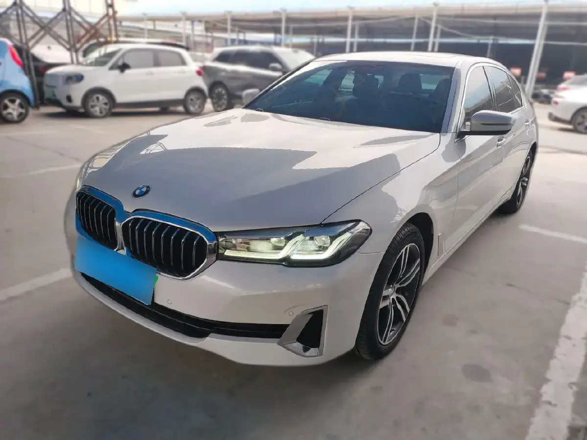 2021 BMW 5 Series 2.0T 252HP L4 8AT