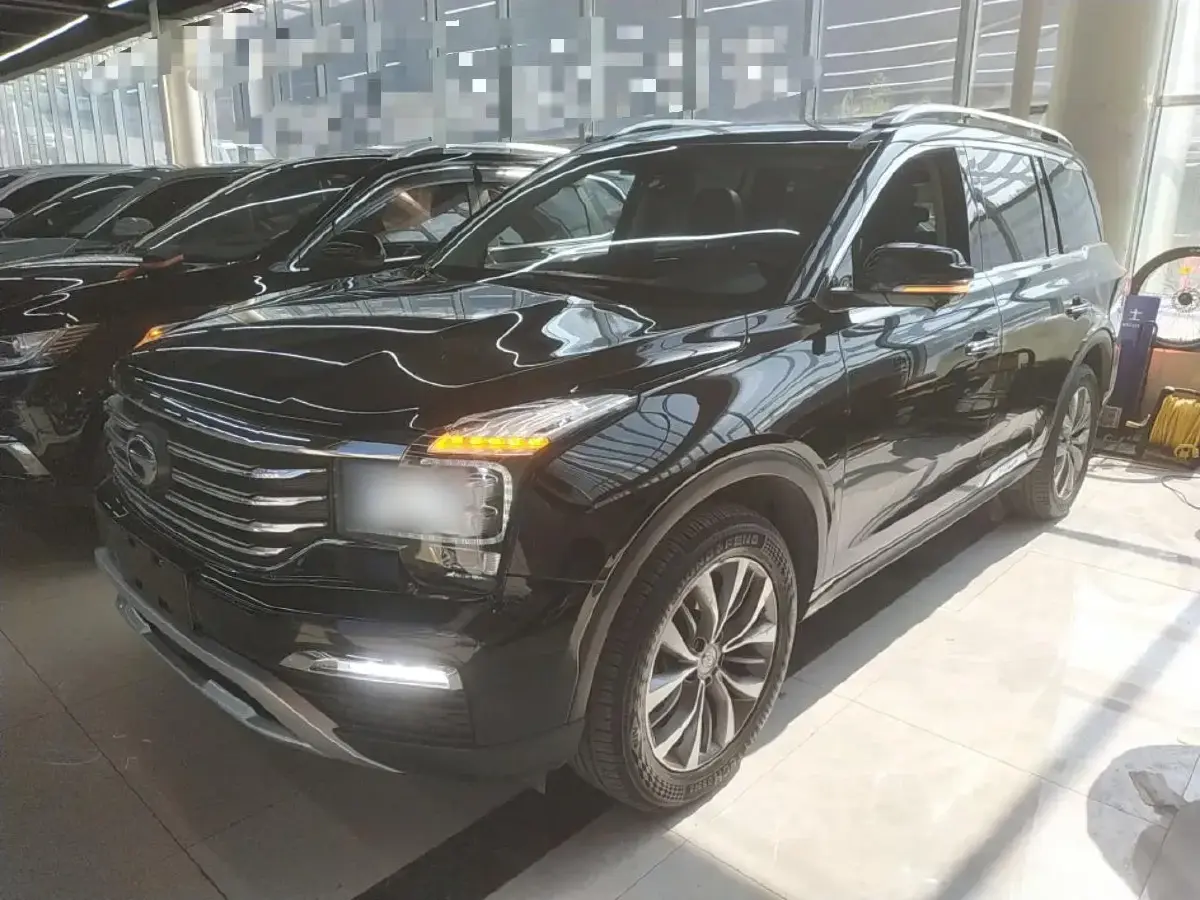 2017 GAC Trumpchi GS8 2.0T 201HP L4 6AT