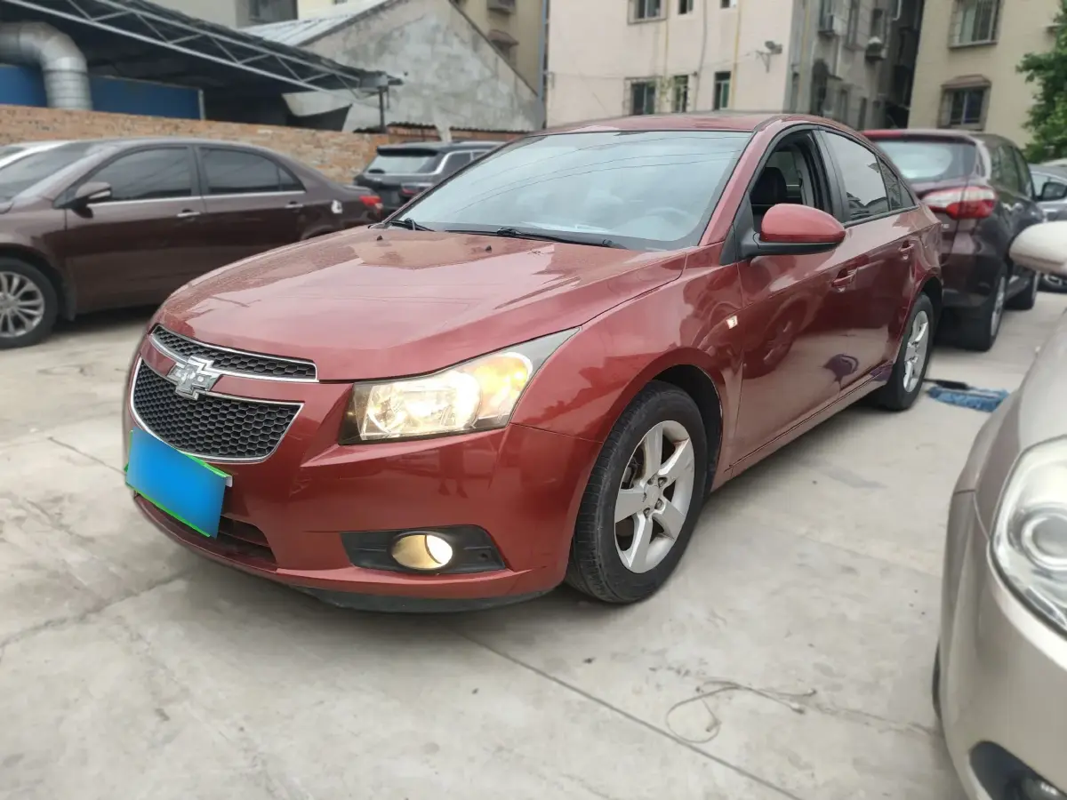 2013 Chevrolet Cruze 1.6L 121HP L4 5MT