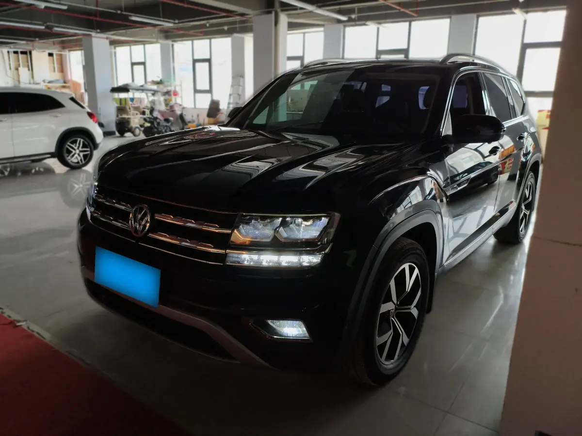 2017 Volkswagen Teramont 2.0T 220HP L4 7DCT