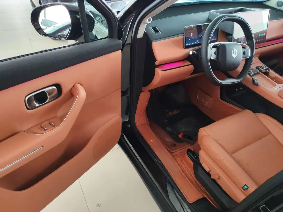 2024 Leapmotor C16 1.5L 95HP L4 REEV 28.4KWH,autocango,china used car exporter,china ev exporter,chinese used car exporter,chinese used ev exporter