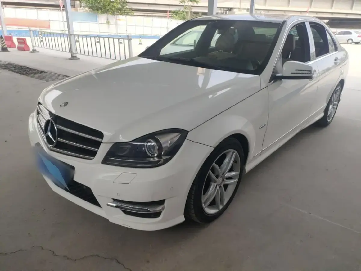 2013 Mercedes-Benz C Class 1.8T 204HP L4 7AT