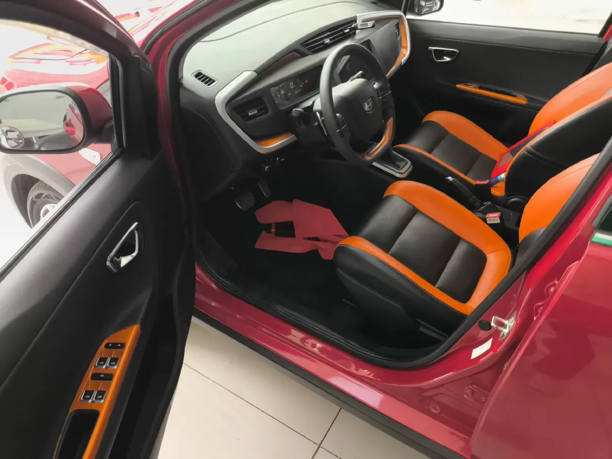 2017 Geely Vision X1 1.3L 88HP L4 4AT,autocango,china used car exporter,china ev exporter,chinese used car exporter,chinese used ev exporter