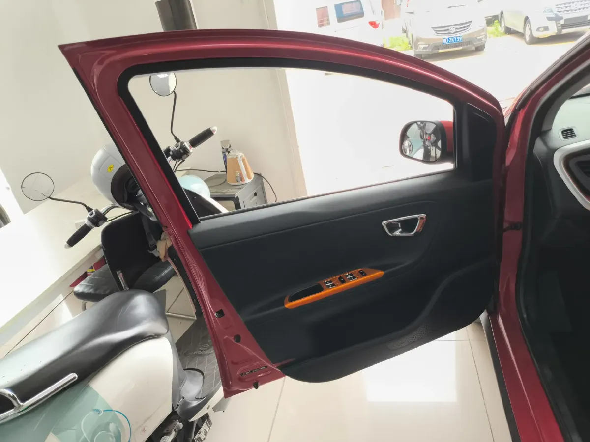 2017 Geely Vision X1 1.3L 88HP L4 4AT,autocango,china used car exporter,china ev exporter,chinese used car exporter,chinese used ev exporter