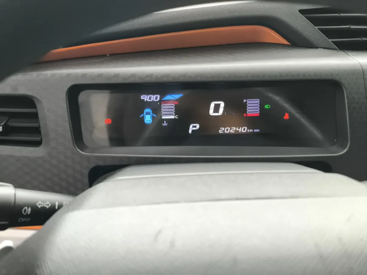 2017 Geely Vision X1 1.3L 88HP L4 4AT,autocango,china used car exporter,china ev exporter,chinese used car exporter,chinese used ev exporter