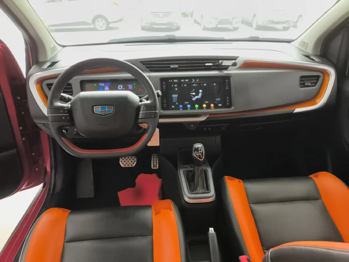 2017 Geely Vision X1 1.3L 88HP L4 4AT,autocango,china used car exporter,china ev exporter,chinese used car exporter,chinese used ev exporter