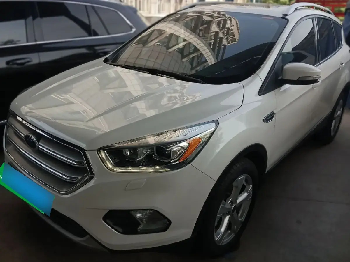 2018 Ford Kuga 2.0T 245HP L4 6AT