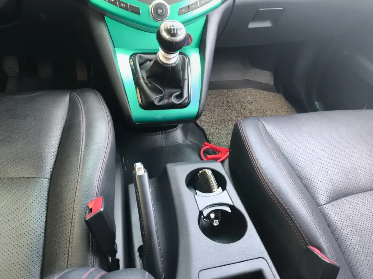 2014 BYD S6 1.5T 154HP L4 6MT,autocango,china used car exporter,china ev exporter,chinese used car exporter,chinese used ev exporter