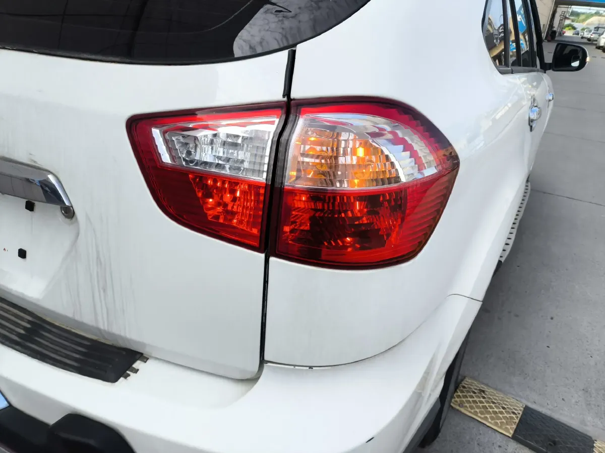 2014 BYD S6 1.5T 154HP L4 6MT,autocango,china used car exporter,china ev exporter,chinese used car exporter,chinese used ev exporter