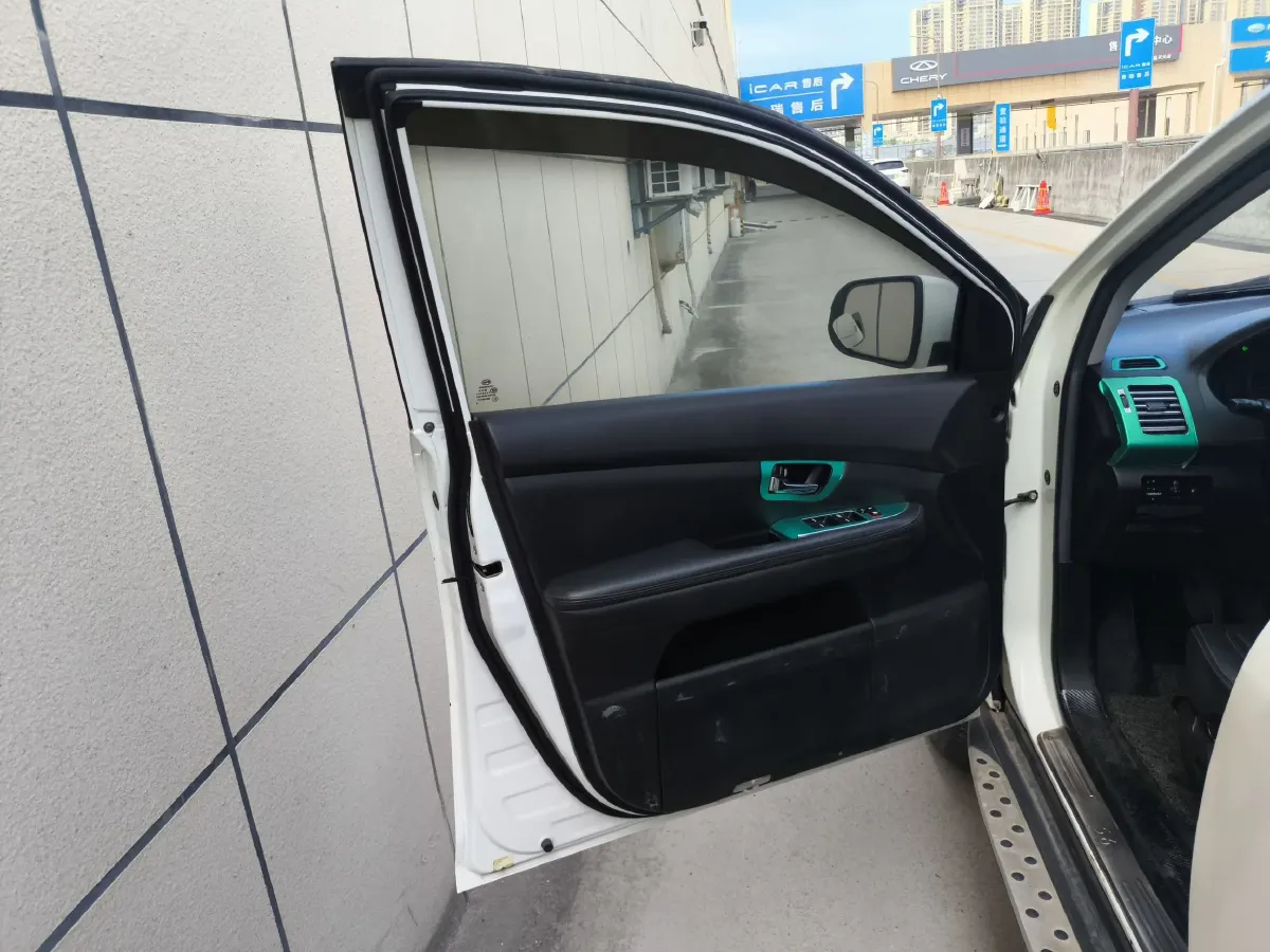 2014 BYD S6 1.5T 154HP L4 6MT,autocango,china used car exporter,china ev exporter,chinese used car exporter,chinese used ev exporter