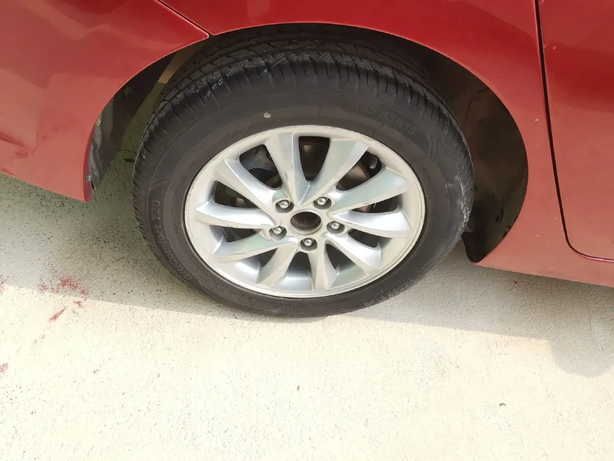 2015 ChangAn Alsvin V7 1.6L 124HP L4 4AT,autocango,china used car exporter,china ev exporter,chinese used car exporter,chinese used ev exporter