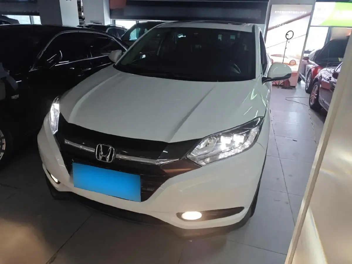 2017 Honda Vezel 1.8L 136HP L4 CVT