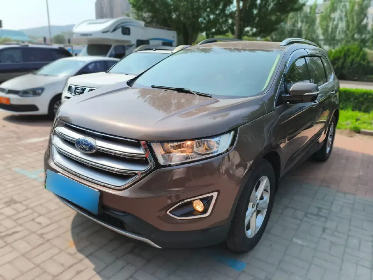 2016 Ford Edge 2.0T 245HP L4 6AT